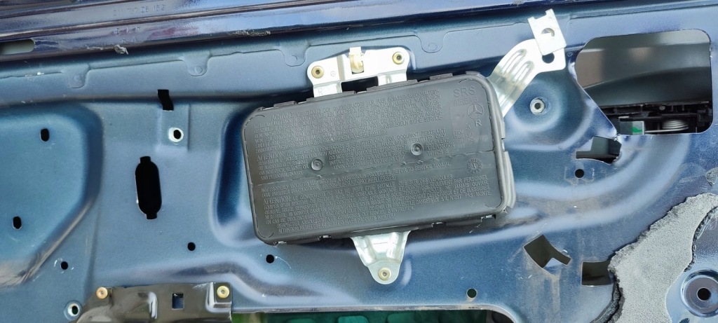 Дверь задний задние правое mercedes w211 универсал c359 Недорого