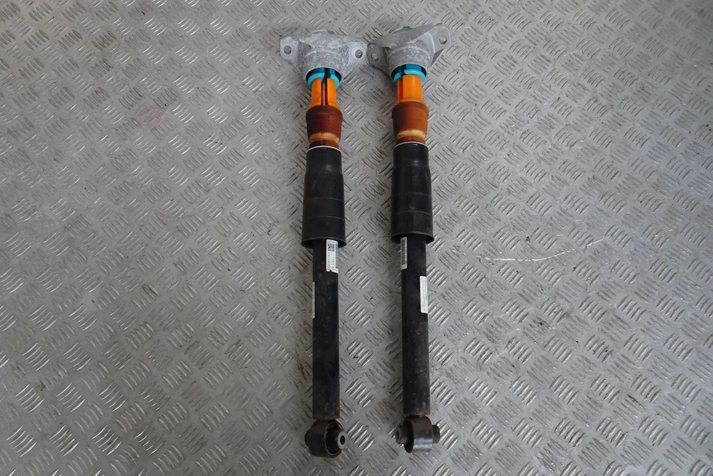 фото №1, Audi a5 s5 8w - амортизаторы задние nowe