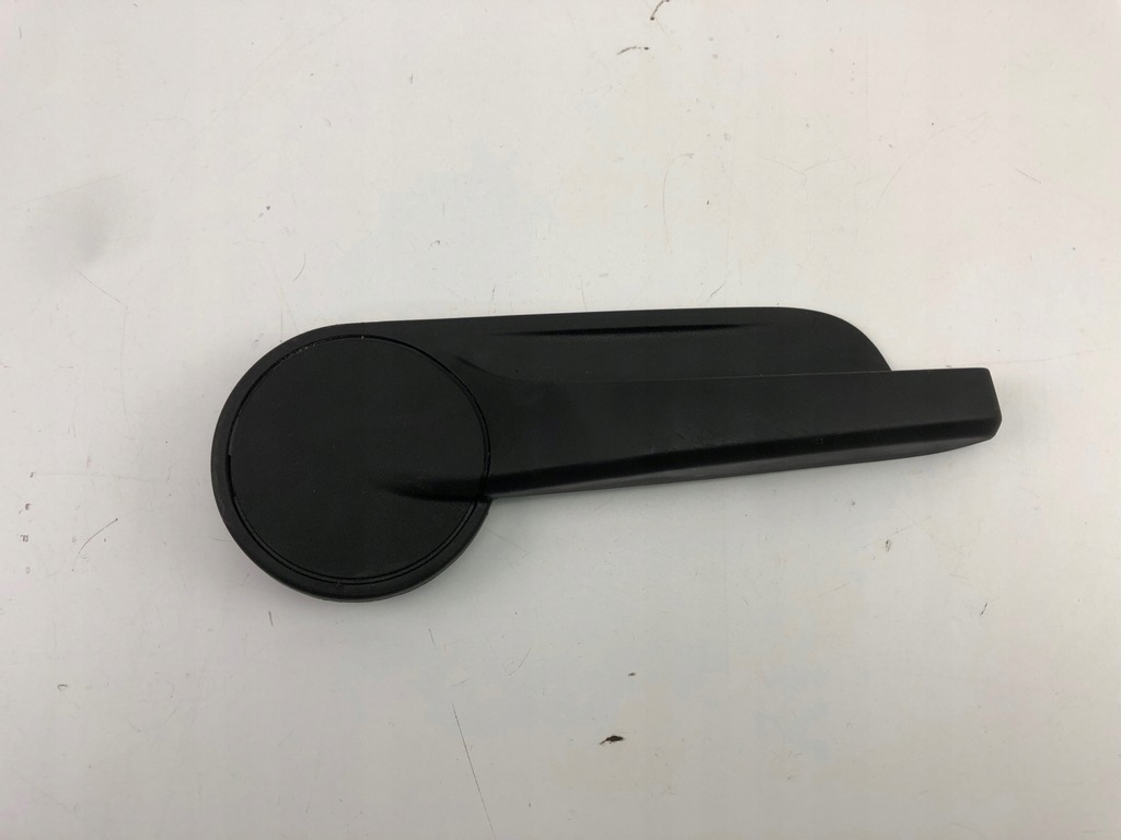 фото №1, Opel astra j ручка pochylania сиденье 13290301