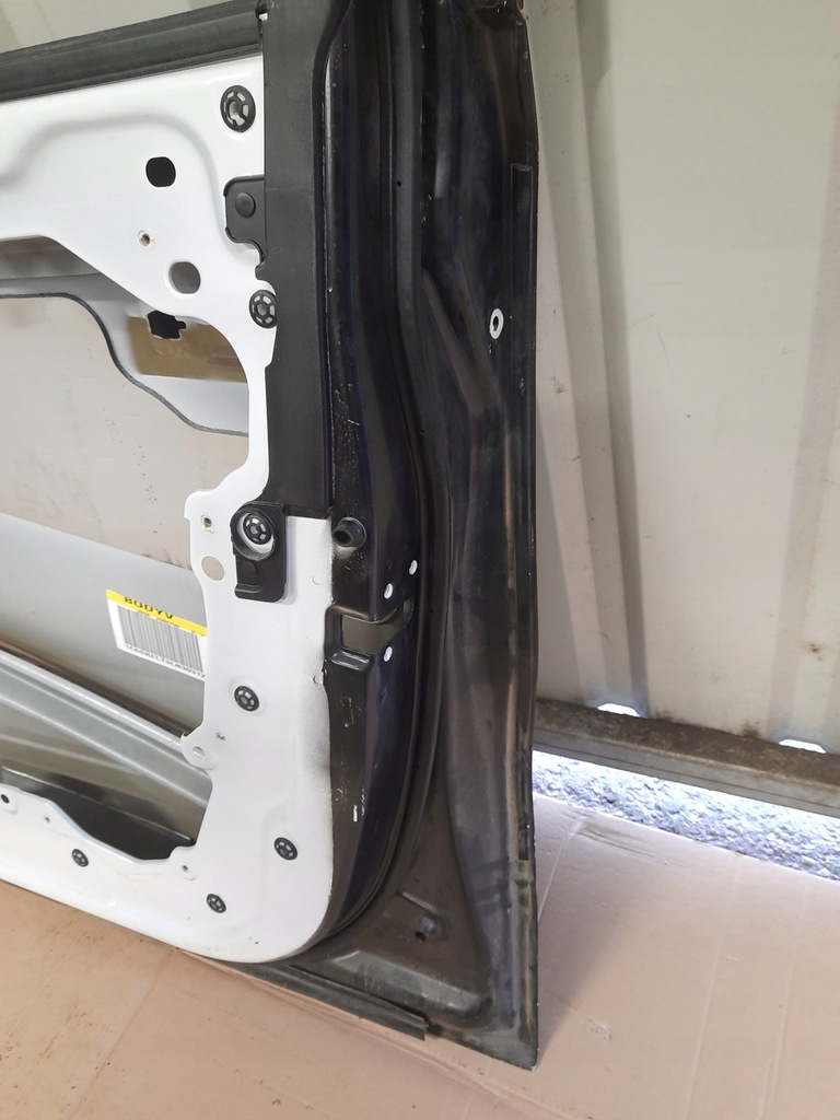 фото №13, Ram v 19- двері правий перед usa