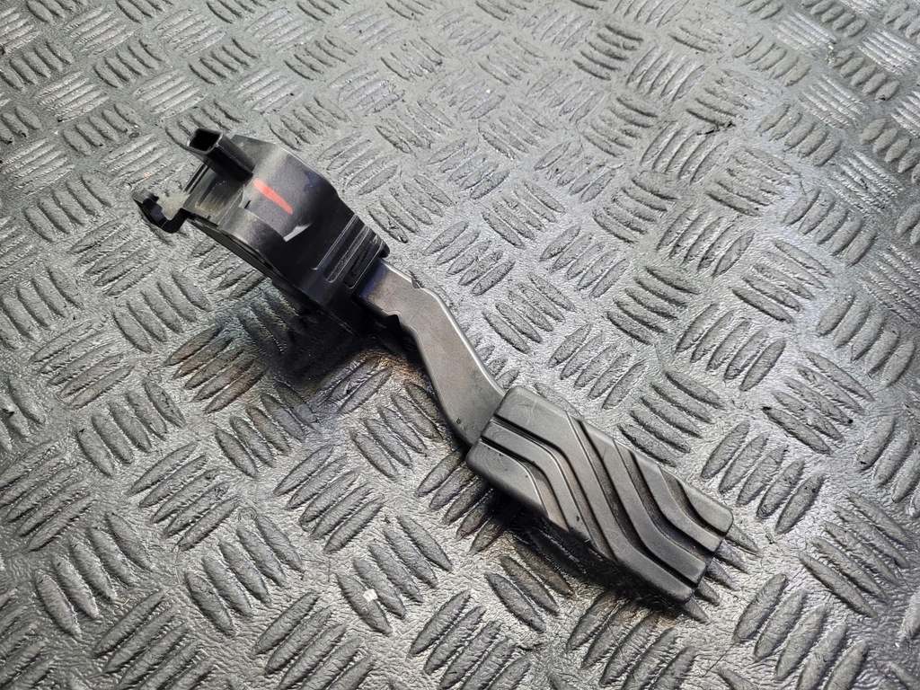 фото №1, Педаль газу 180100150r dacia spring