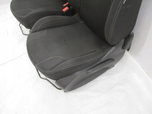 фото №15, Peugeot 208 lift перехідник з фургон заднє сидіння ремені