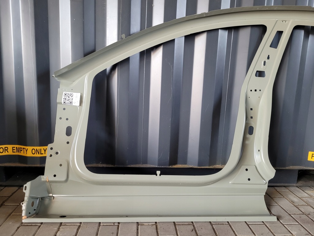 фото №14, Обшивка праве поріг блок двигуна правий рама tesla model 3 iii