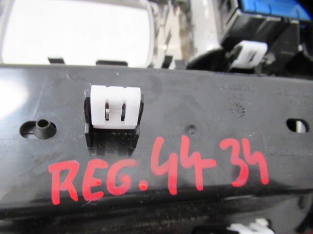 фото №9, Peugeot 3008 ii рамка панель автомат ручного