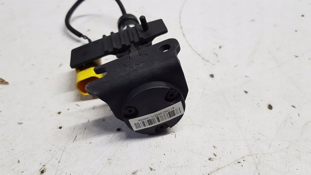 фото №9, Відбійник патрон капот bmw g11