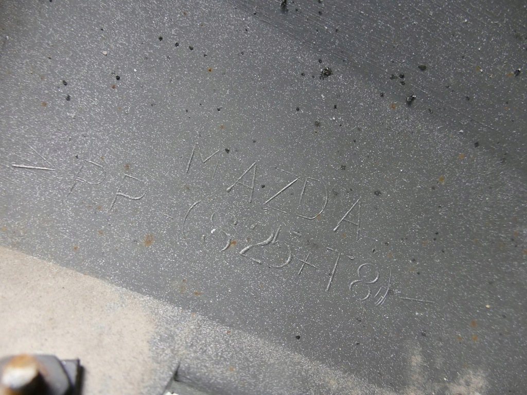 фото №16, Mazda premacy бампер задня задній сріблястий 18g