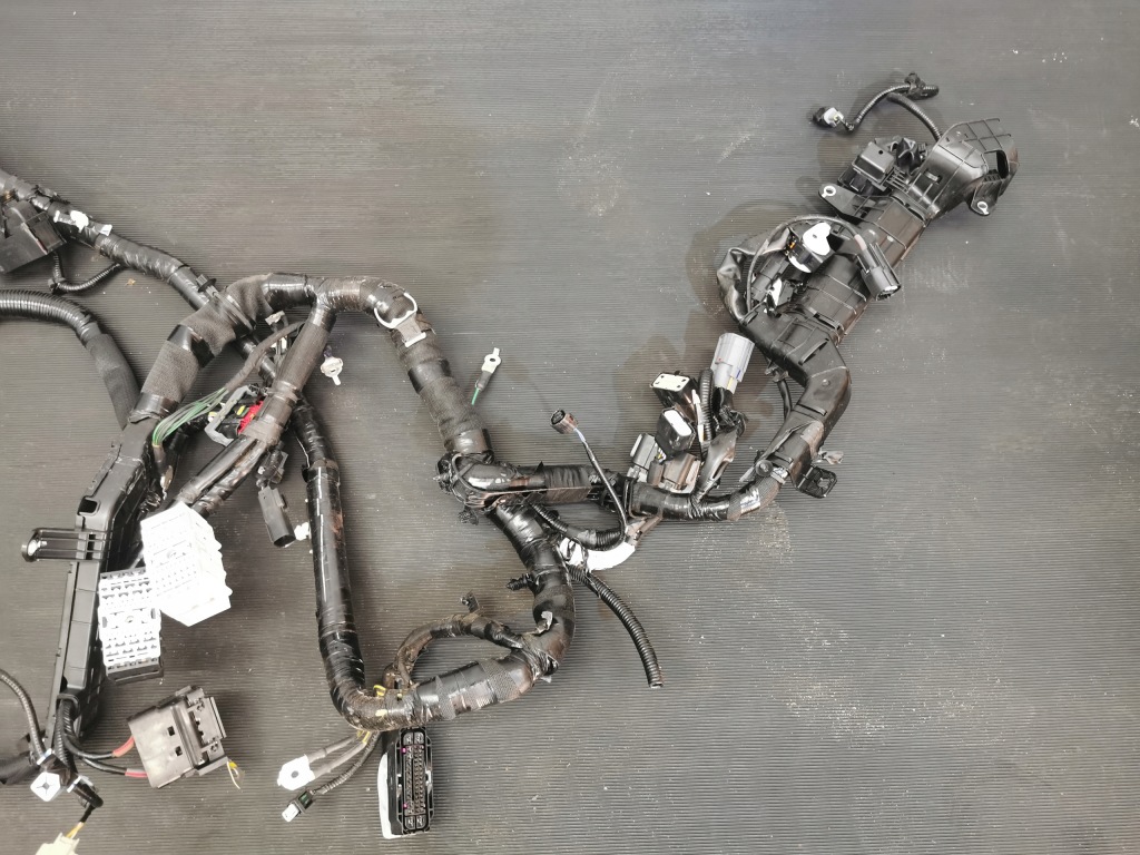 фото №9, Ford ranger 6 vi 22- 2.0d електропроводка відсік двигуна kompmetna