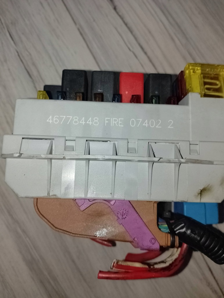 фото №3, Модуль коробка bezp 46778448 fiat punto ii