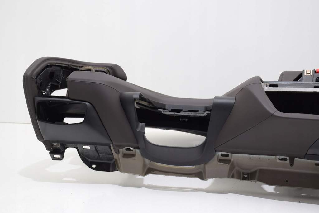 фото №10, Bmw i3 i01 / i01 lci панель приладів приладова консоль панель приладів шкіра dalbergiabraun