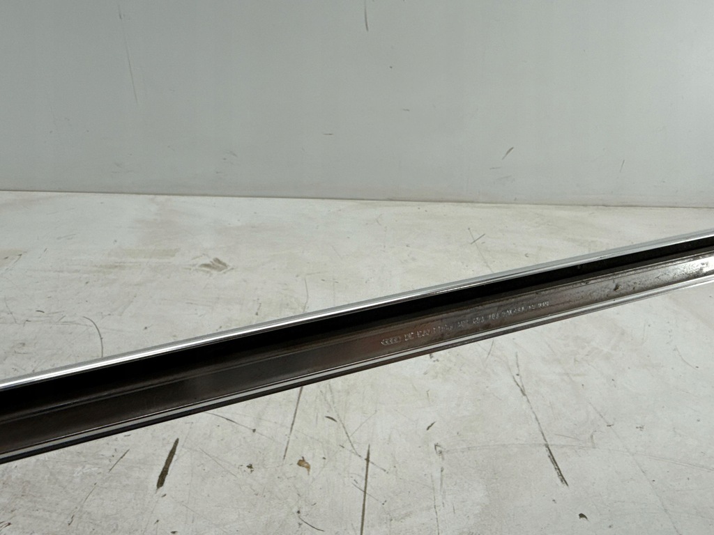 фото №15, Audi a6 c7 2015 молдинг дахова