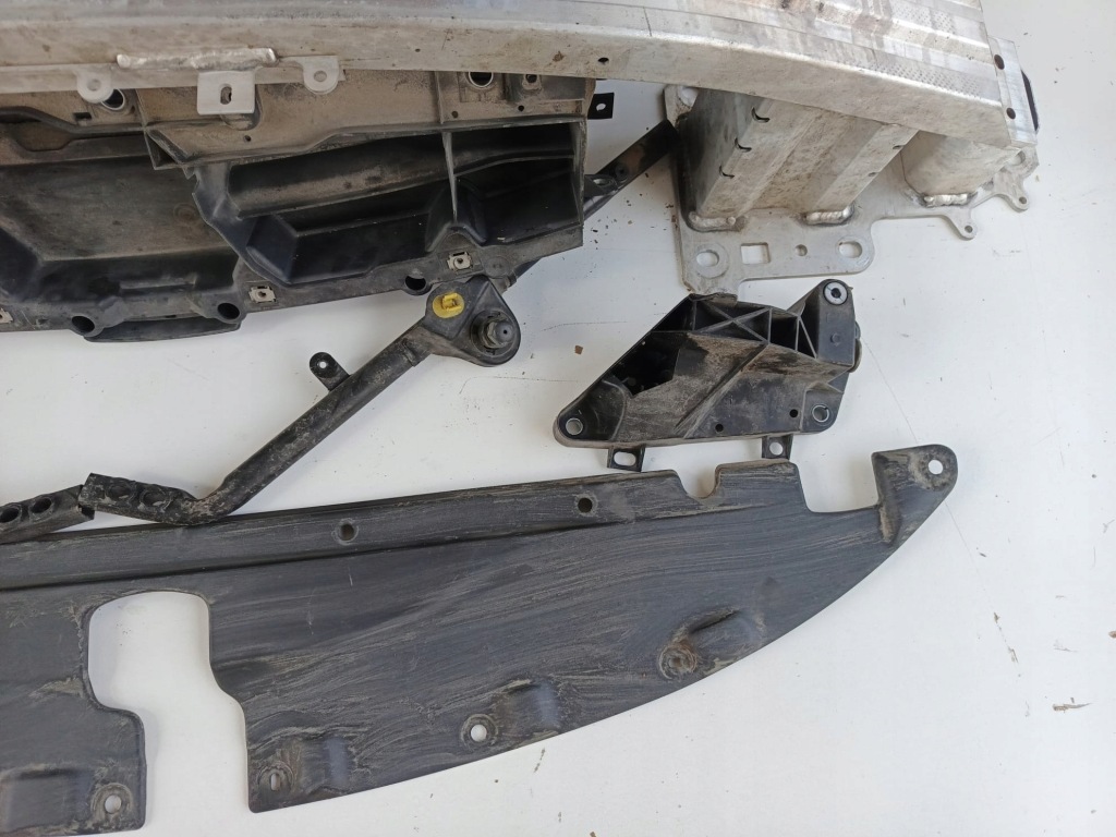 Chrysler pacifica 2017+ 3.6 v6 комплектний  ремінь передній радіатор балка перед Ціна