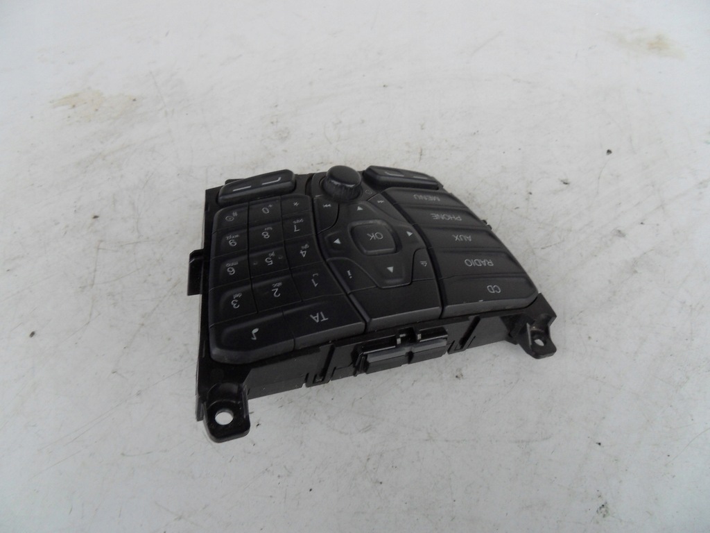 фото №2, Transit connect ii 2012- панель управление радио