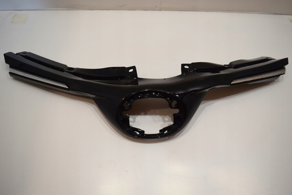 фото №1, Toyota rav4 решётка радиатора решётка радиатора верхний