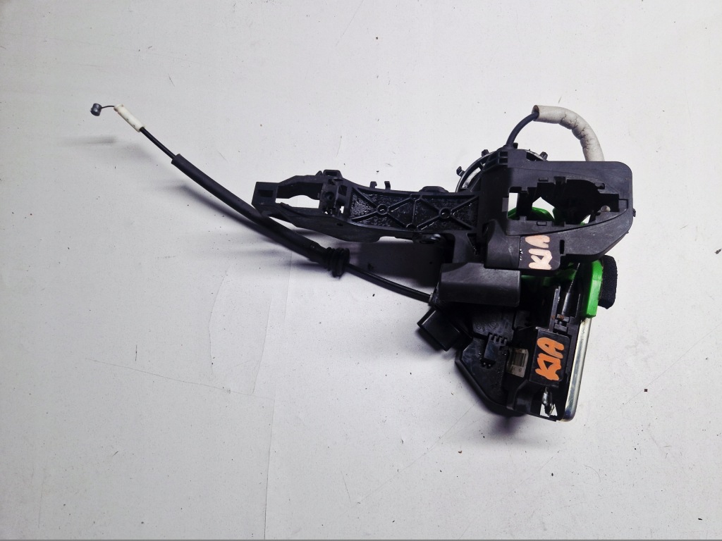 Купить Kia ceed 2 замок дверь левый перед 81310-a