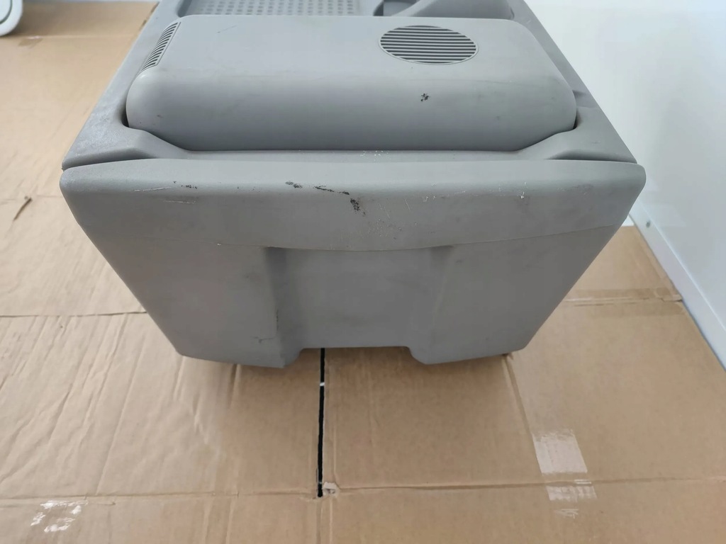 фото №9, Холодильник автомобильная vw sharan 7m0065403