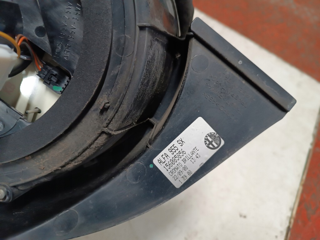 Alfa romeo mito лампа левая задний  задняя 156085856 с Разборки