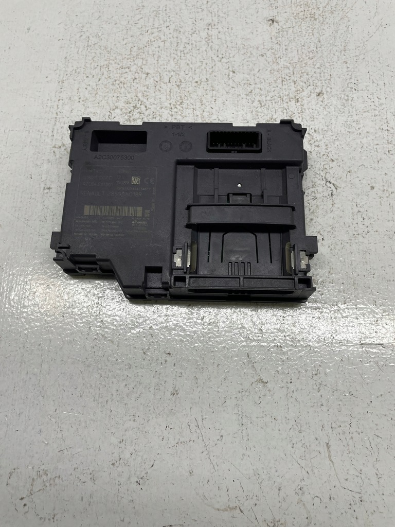 фото №1, Бортовой компьютер блок управления модуль renault 285908018r