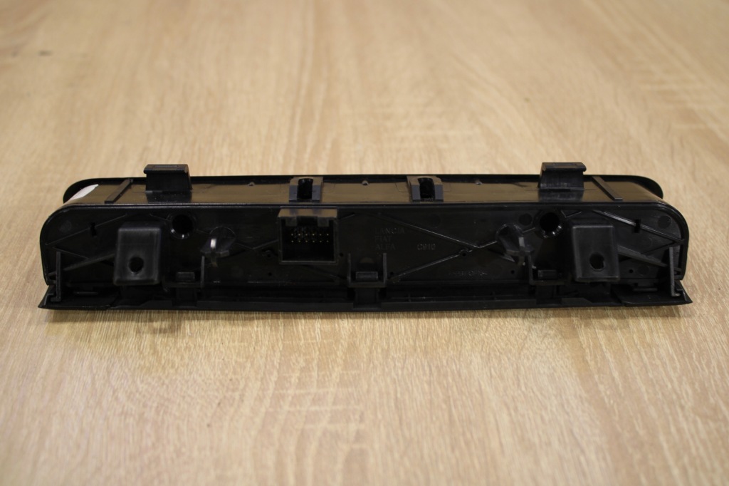 фото №3, Панель перемикач світла замка alfa romeo giulietta