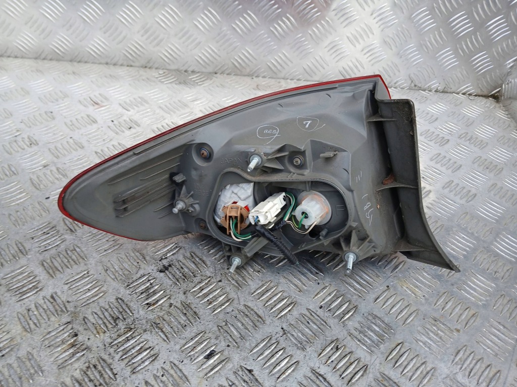 Toyota corolla e15 фара права задня задні седан 2007r Київ