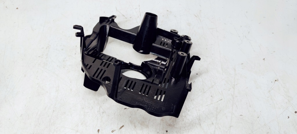 Вкладиш картера масляний audi a4 a5 q5 tfsi 06h103138e Недорого