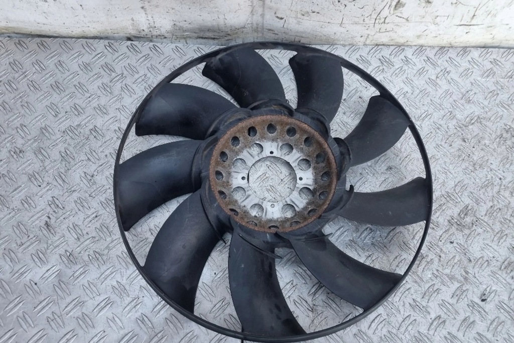 фото №1, Лопасть вентилятора land rover range rover sport l320 pgg500030 2.7l