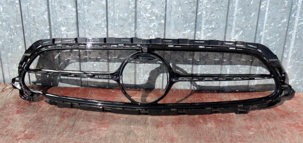 фото №1, Решётка радиатора решётка радиатора mercedes w213 w238 lift amg diamond