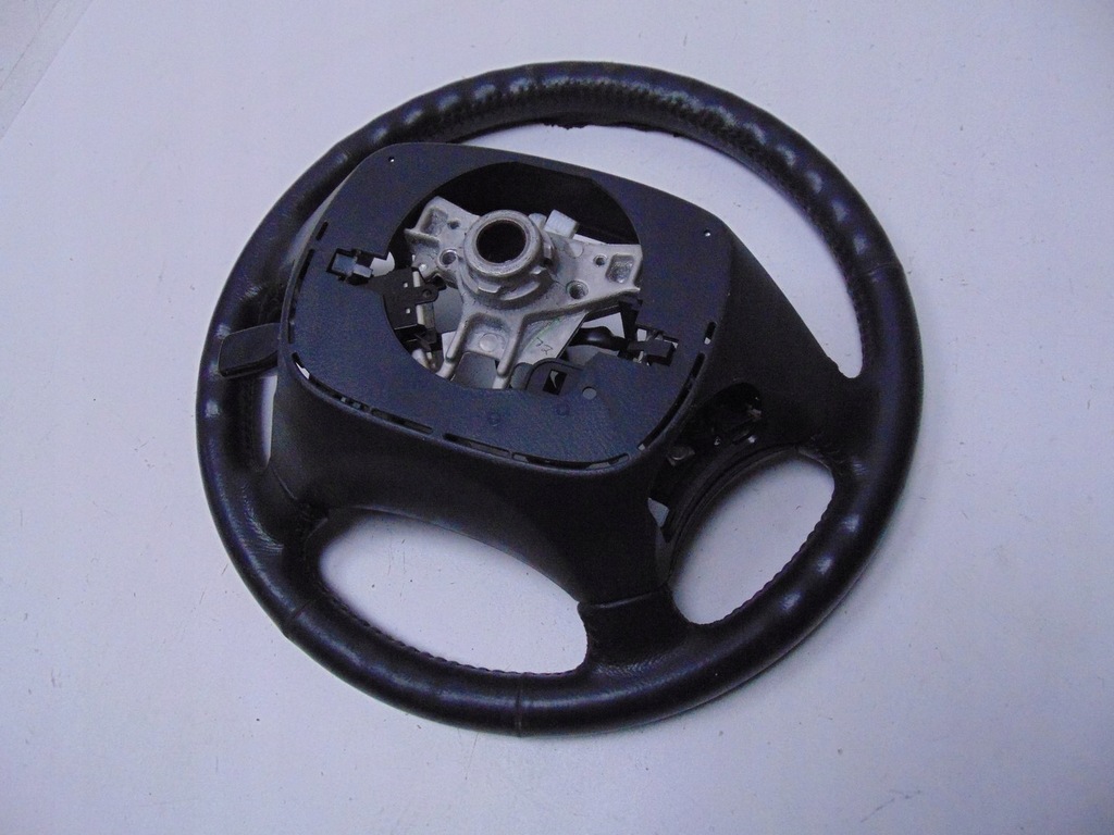 фото №14, Воздуховод кожаный круиз-контроль toyota hilux vii 2005-2012