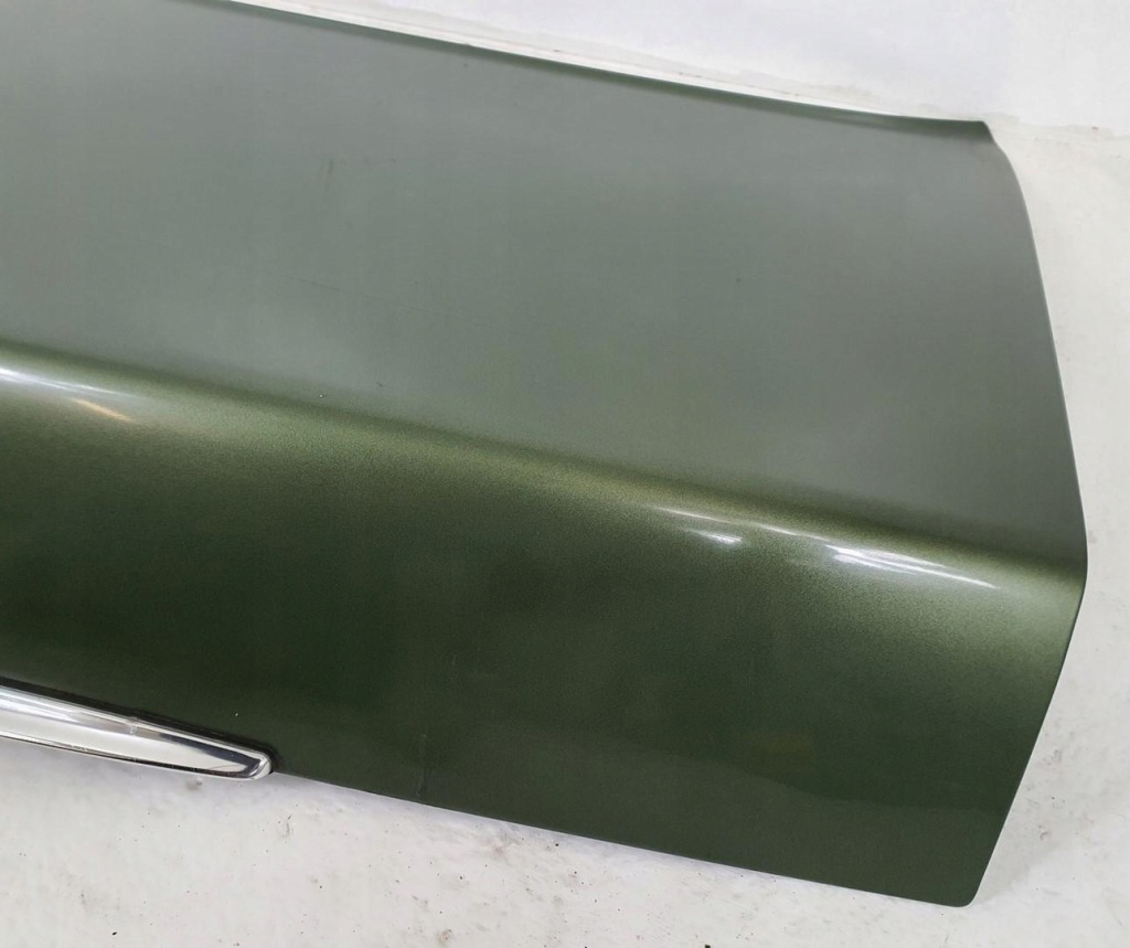 Крышка багажника задний  задняя 876 mercedes w126 в Украине