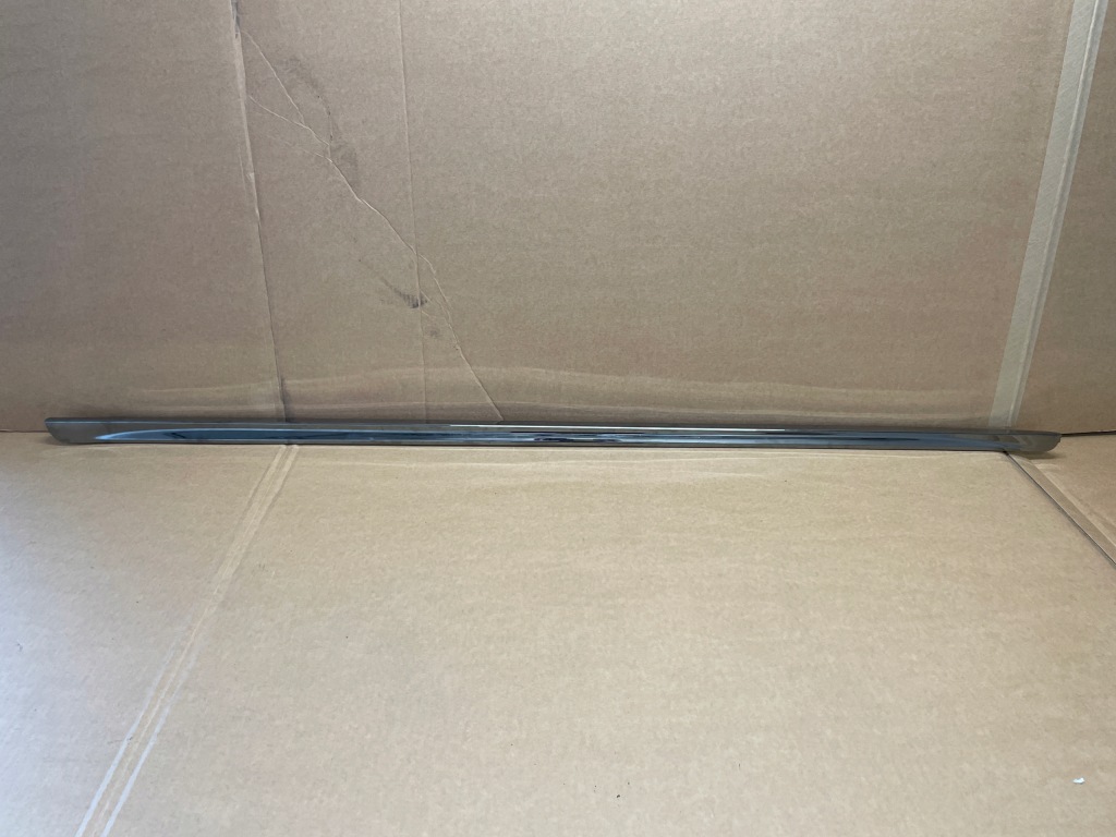 фото №1, Kia sportage iv lift хром накладки порога правий oem 87755/56-f1100