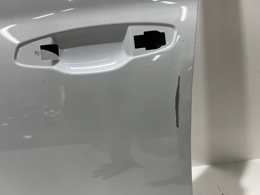 фото №8, Дверь левая передние перед skoda scala