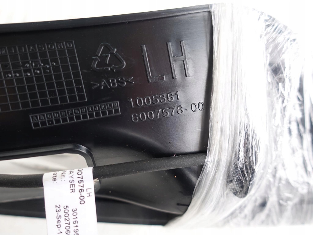 Tesla s молдинг з датчиком кришки задній p lub l Оригінал