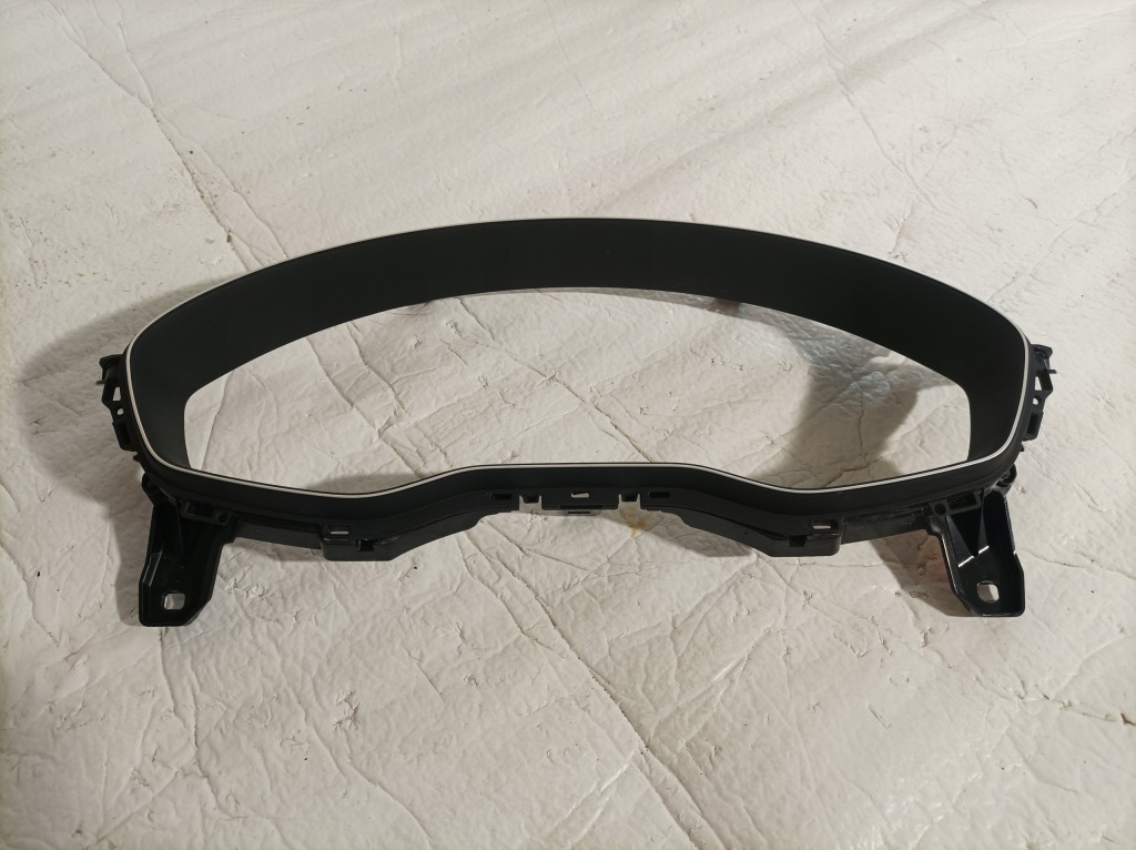 Купить Audi q5 ii рамка спидометра 80a857115