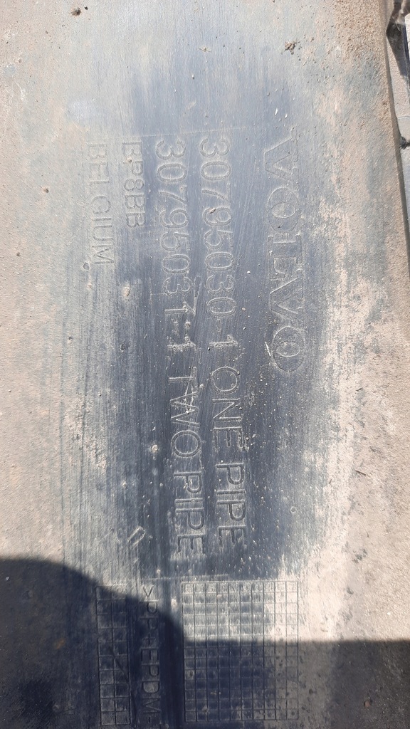 фото №9, Volvo v70 накладка бампера задняя 30795030