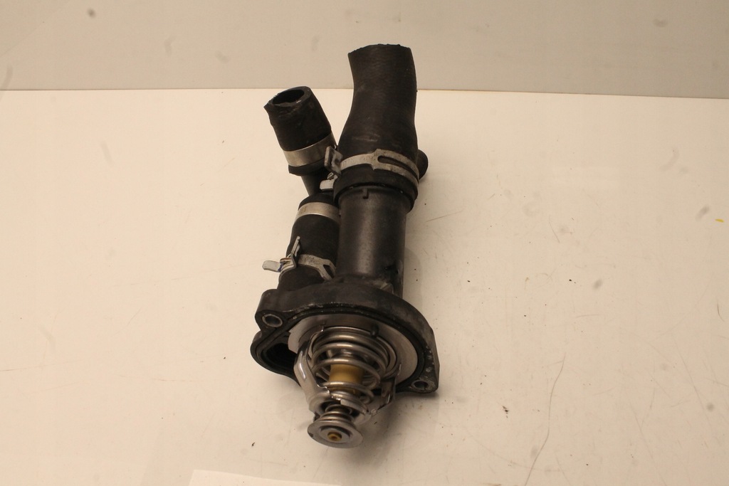 фото №7, Volvo s40 ii 1.8 b корпус термостата термостат 4m5g-fc