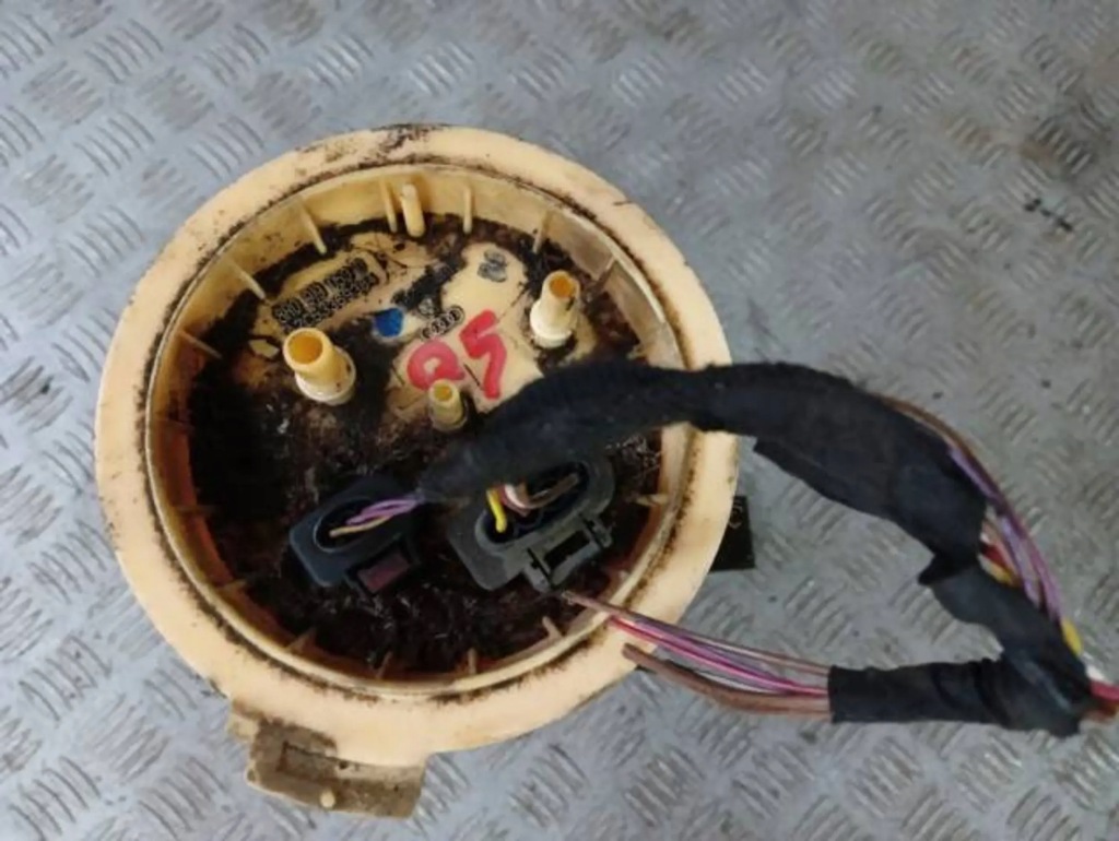 фото №1, Audi q5 8r помпа топлива поплавок 8r0919050d