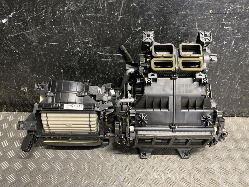 Корпус вентилятор land rover range rover sport 2017 hpla19b555cd Оригінал