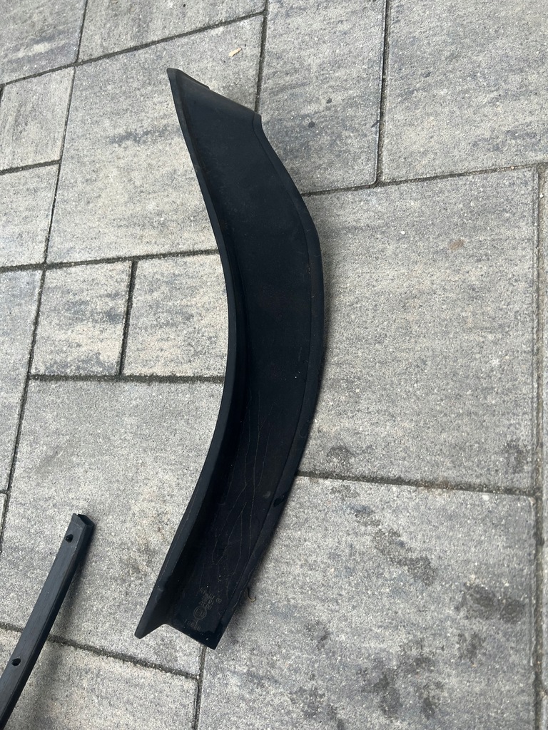 фото №1, Накладка лампи ceed i лампи права задня lift