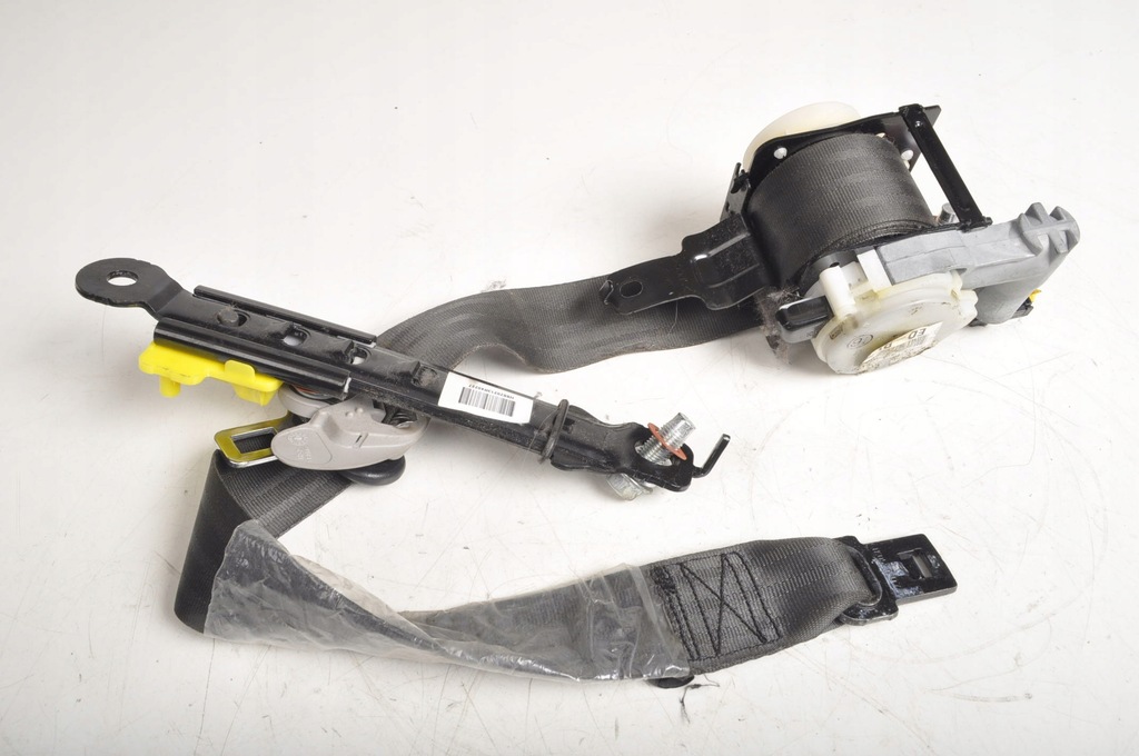 фото №1, Kia sportage iii pas правый перед 88820-3u200