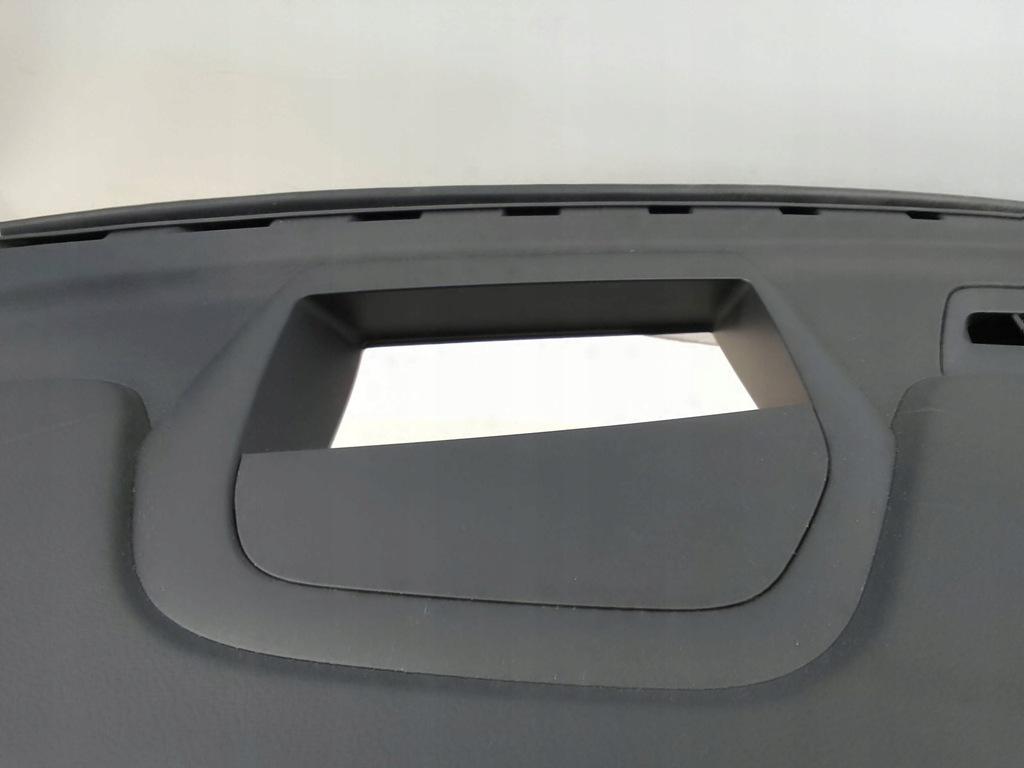 фото №7, Volvo xc60 ii 2022 консоль приборная панель приборная кожа нитка белый