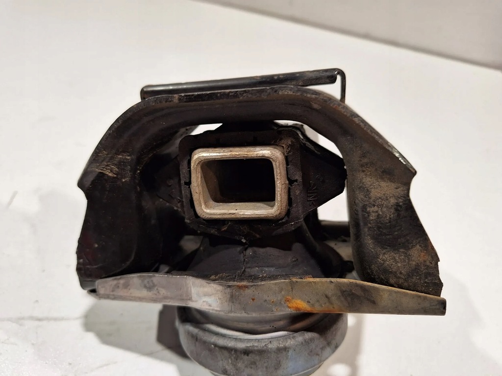 фото №9, Подушка двигателя 9681855180 citroen ds4 2.0hdi