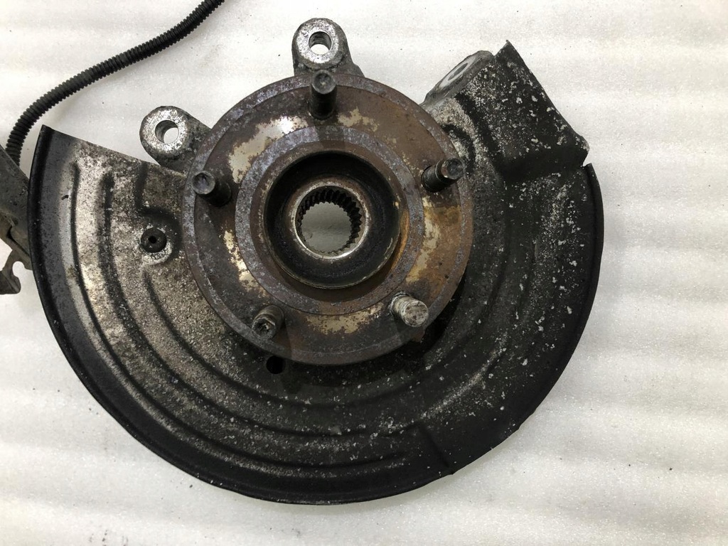 фото №8, Поворотный кулак правый задняя jaguar s-type 3.0b v6