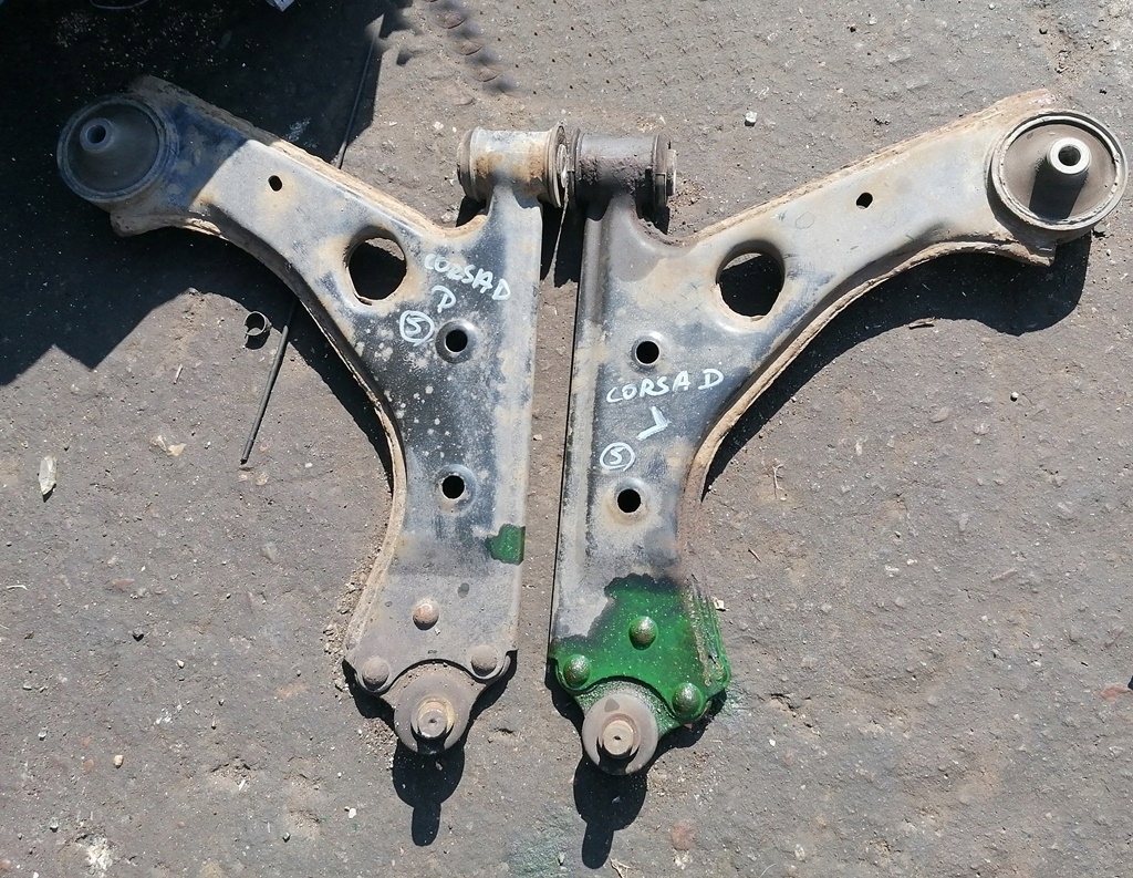 Купить Opel corsa d 13r рычаг правая  перед передний