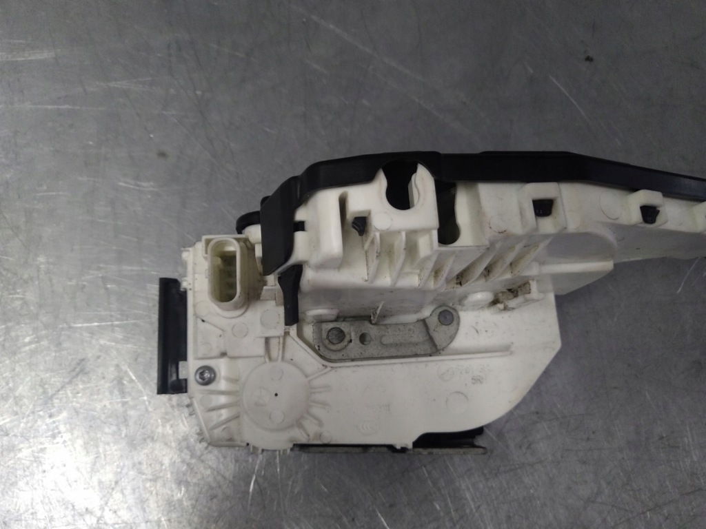 фото №2, Pacifica 2016-2020r замок дверь правый перед