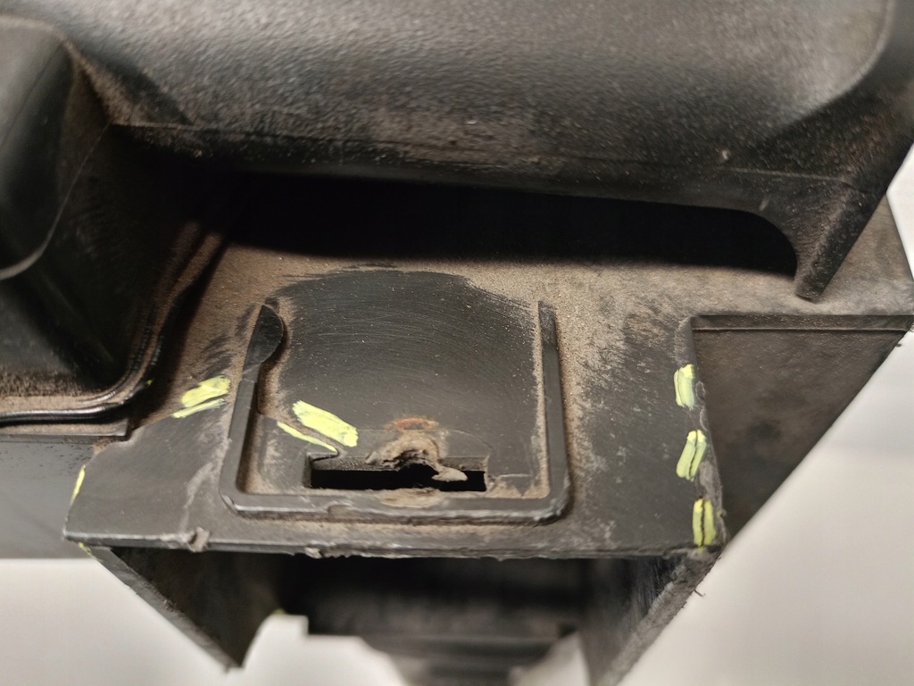 фото №7, Резонатор воздуха 9683339380 citroen ds3 1.6 vti