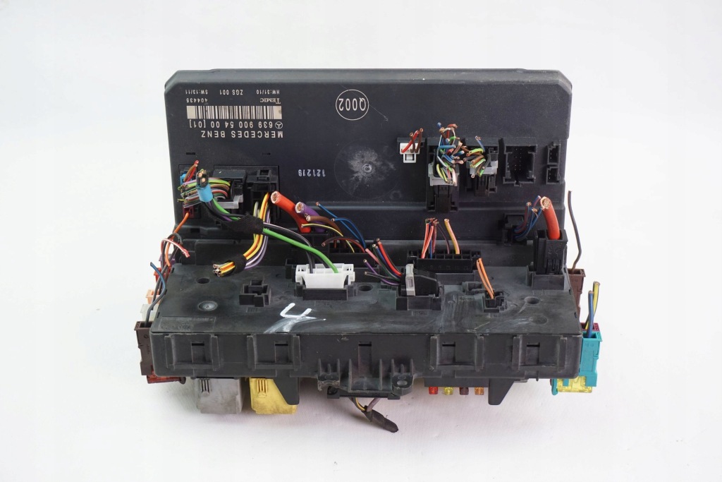 Коробка предохранителей mercedes w211 6399005400 a6395450801 Киев