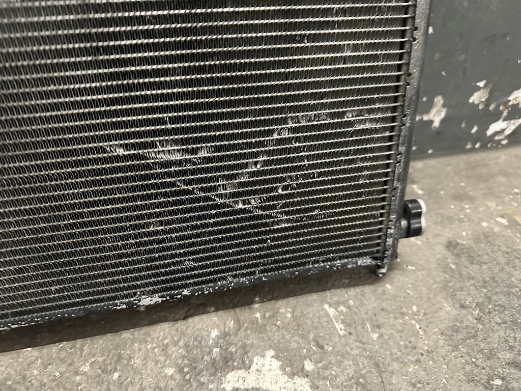 фото №7, Радіатор кондиціонера lexus nx300 przegięta герметична