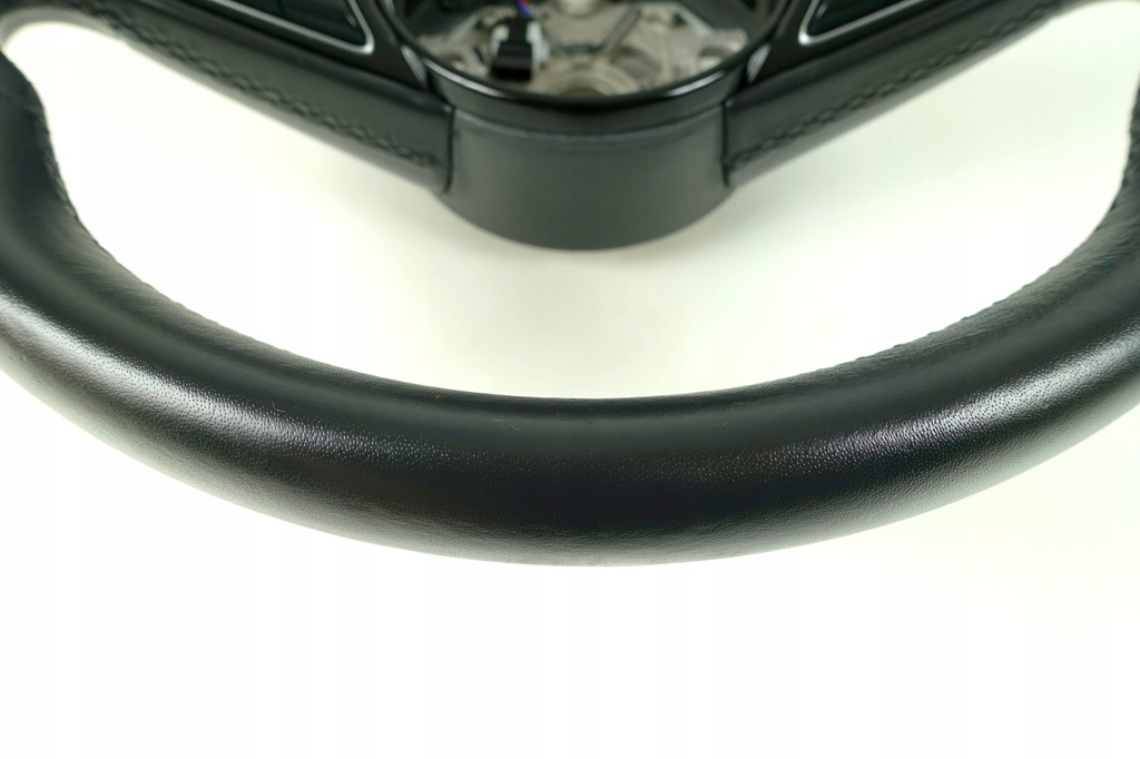 фото №8, Воздуховод кожа кожаный audi a3 8y 82a419091t