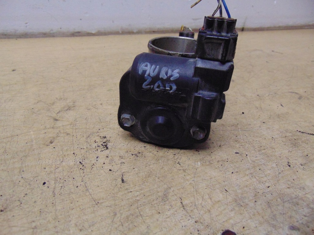 фото №8, Дросельна заслінка toyota auris i 2,0 d4d