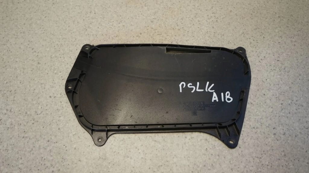 фото №1, Защита впуск капот a1728800205 mercedes slk w172 r172