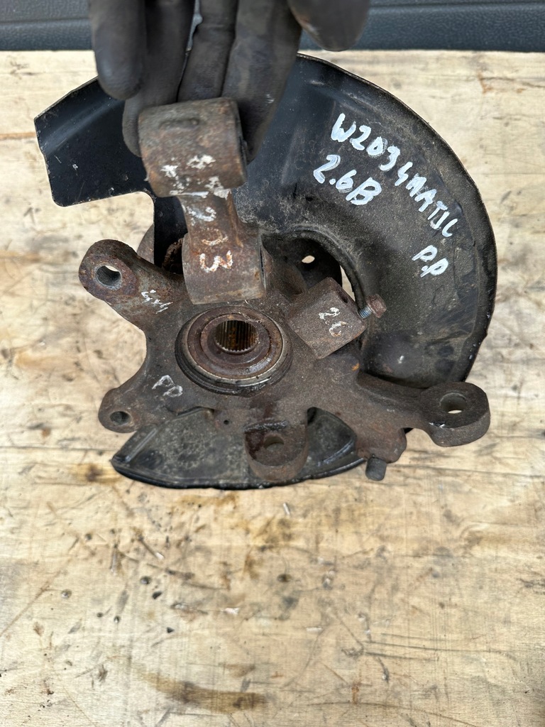 фото №6, Ступиця правий перед mercedes c w203 4matic 2.6b